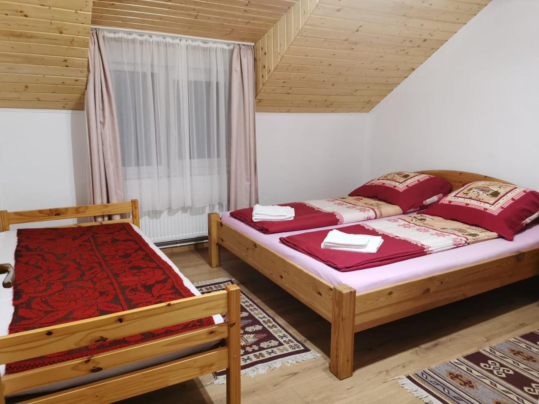 Casa Cu Povesti Rosia Montana Hotel Buitenkant foto